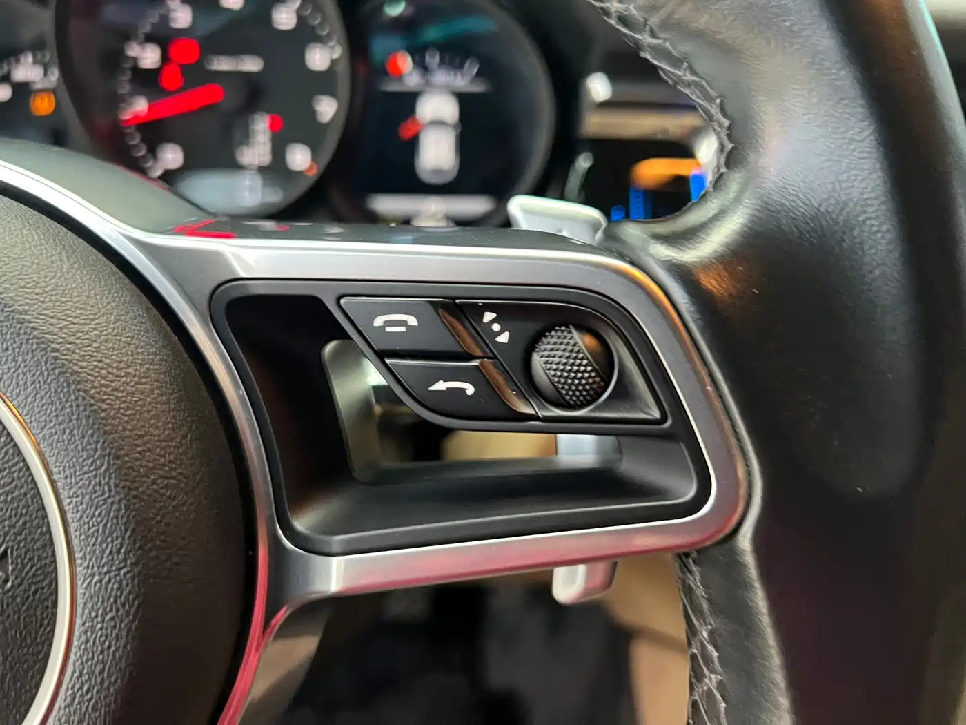 Porsche Macan 2018 Macan 2.0T фото 10