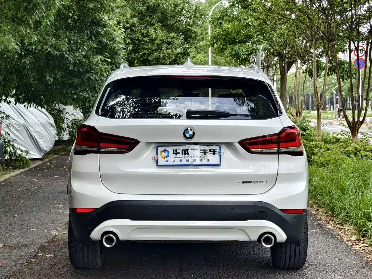 BMW X1 2020 sDrive20Li Fashion Model фото 6