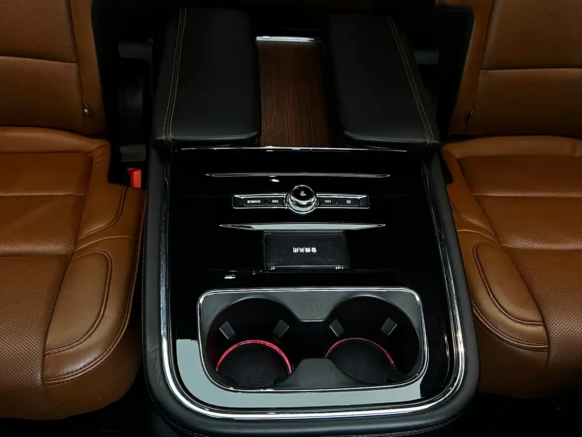 Lincoln Navigator 2019 3.5T Ultimate China VI фото 31
