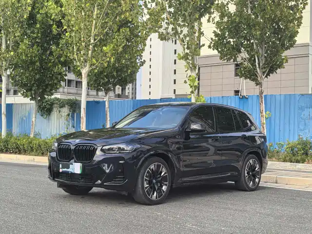 BMW iX3 2024 Innovation Leader