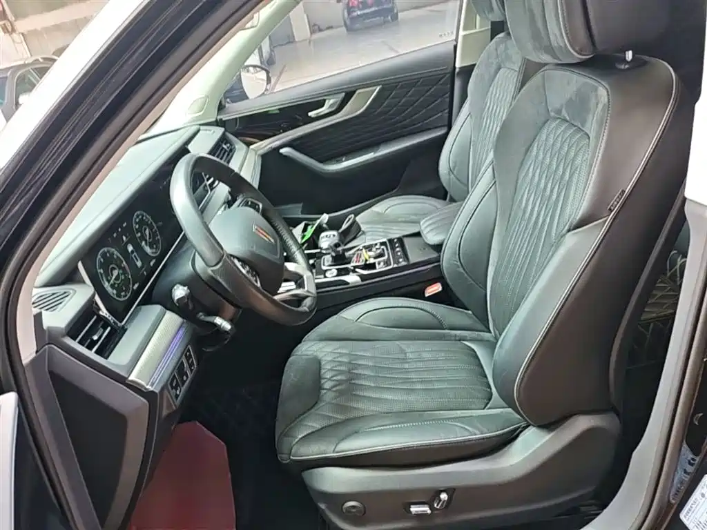 Hongqi HS5 2022 Facelift 2.0T Smart Flag Enjoyment AWD Edition фото 15