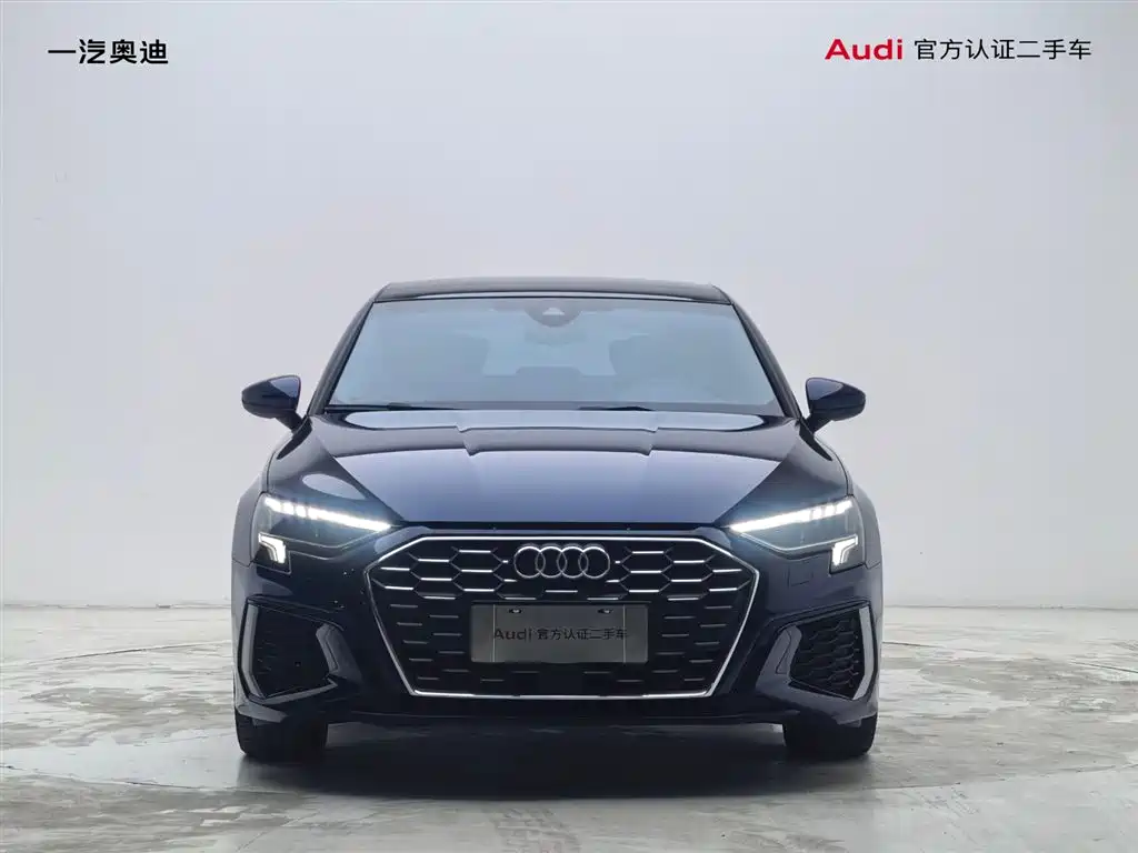 Audi A3 2023 Sportback 35 TFSI Fashion Sport фото 2