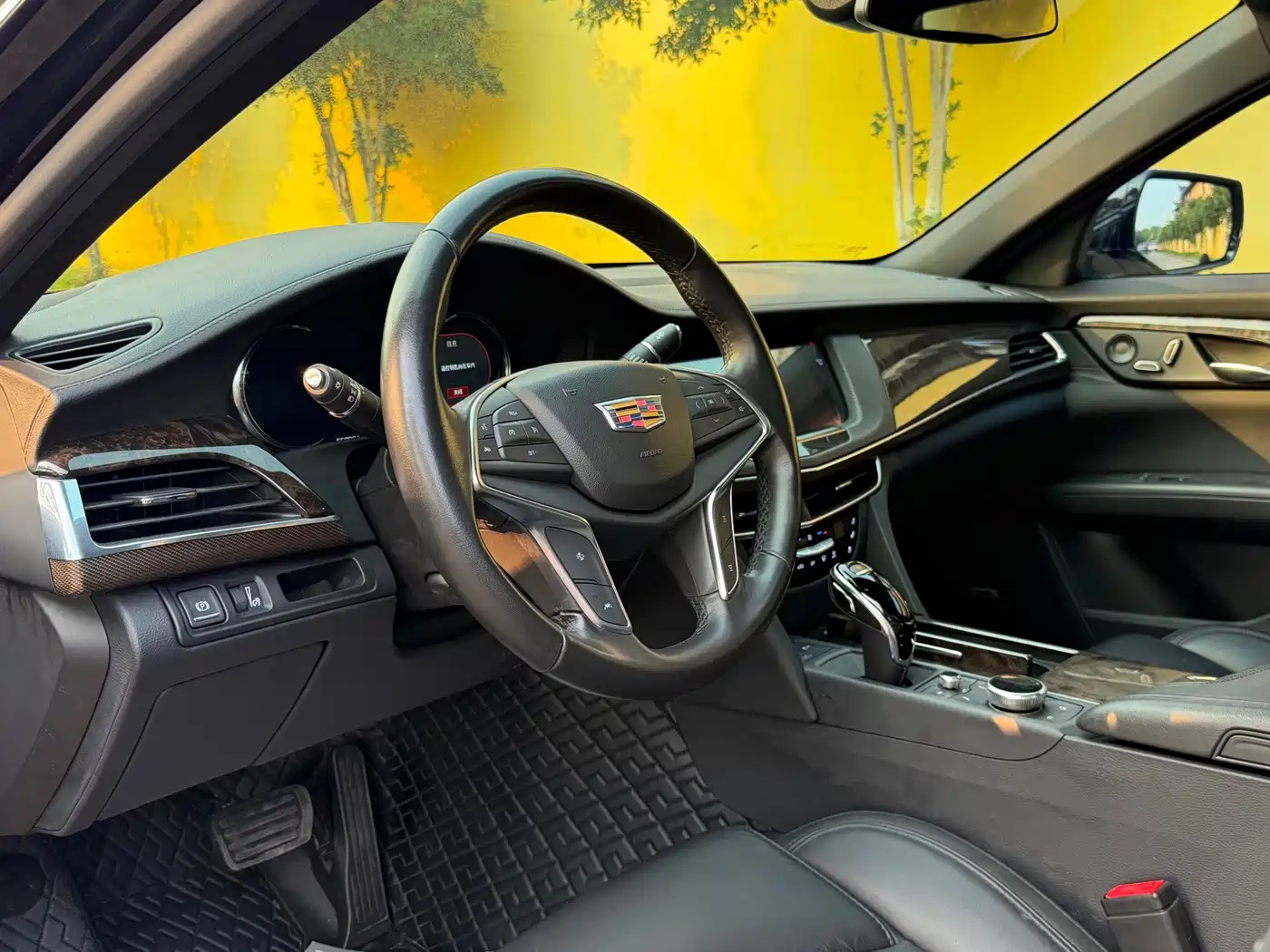 CADILLAC CT6