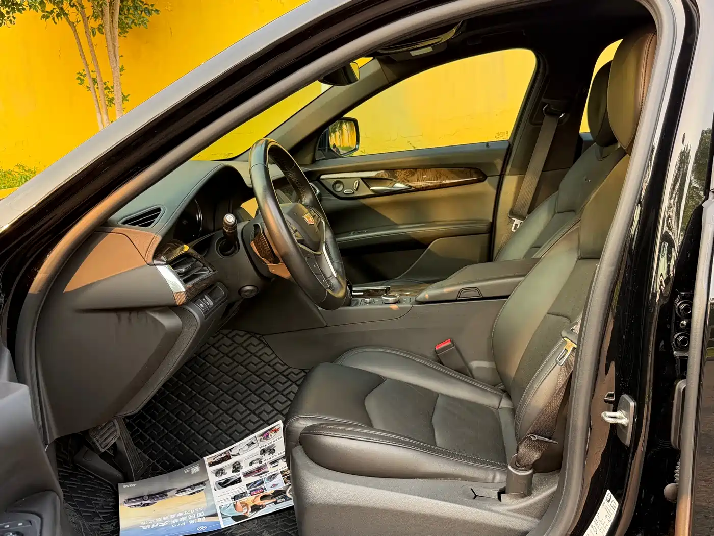 CADILLAC CT6