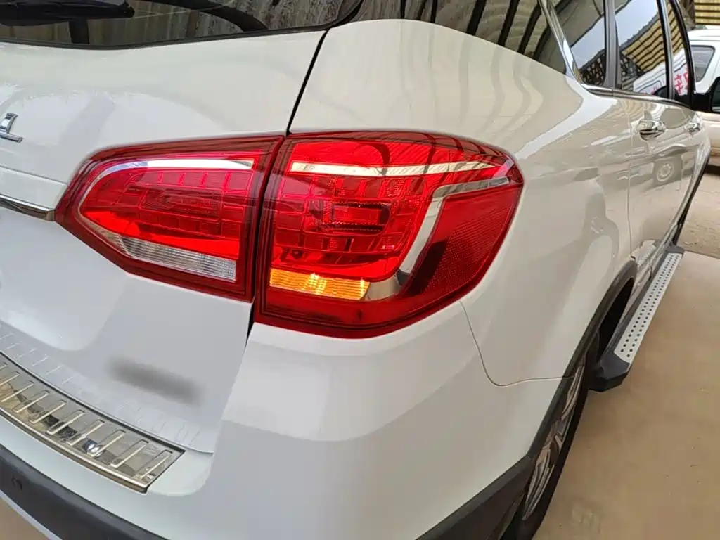 Фото 8 - Haval H6