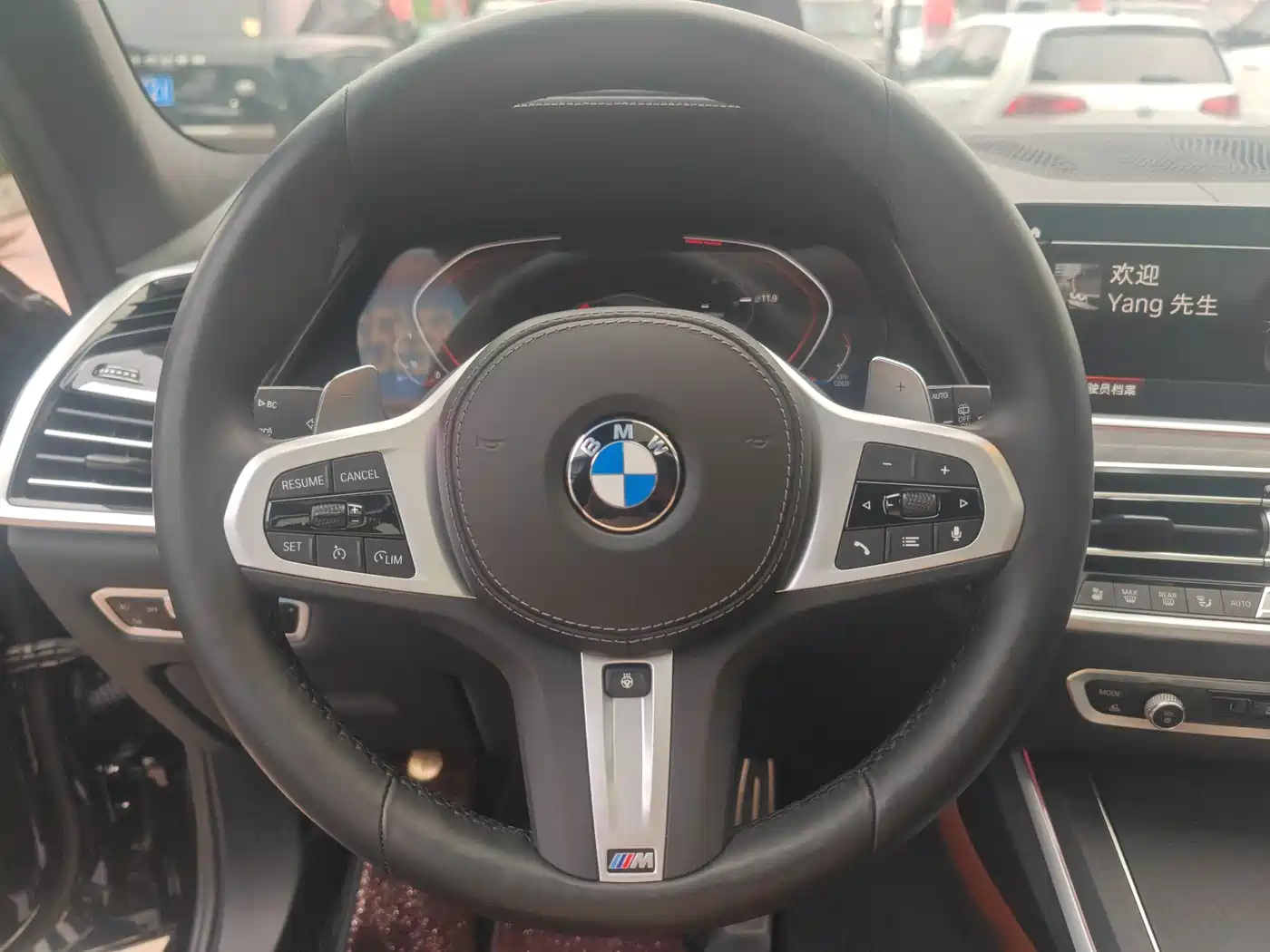 BMW X7 2022 xDrive40i Exclusive M Sport Package фото 10