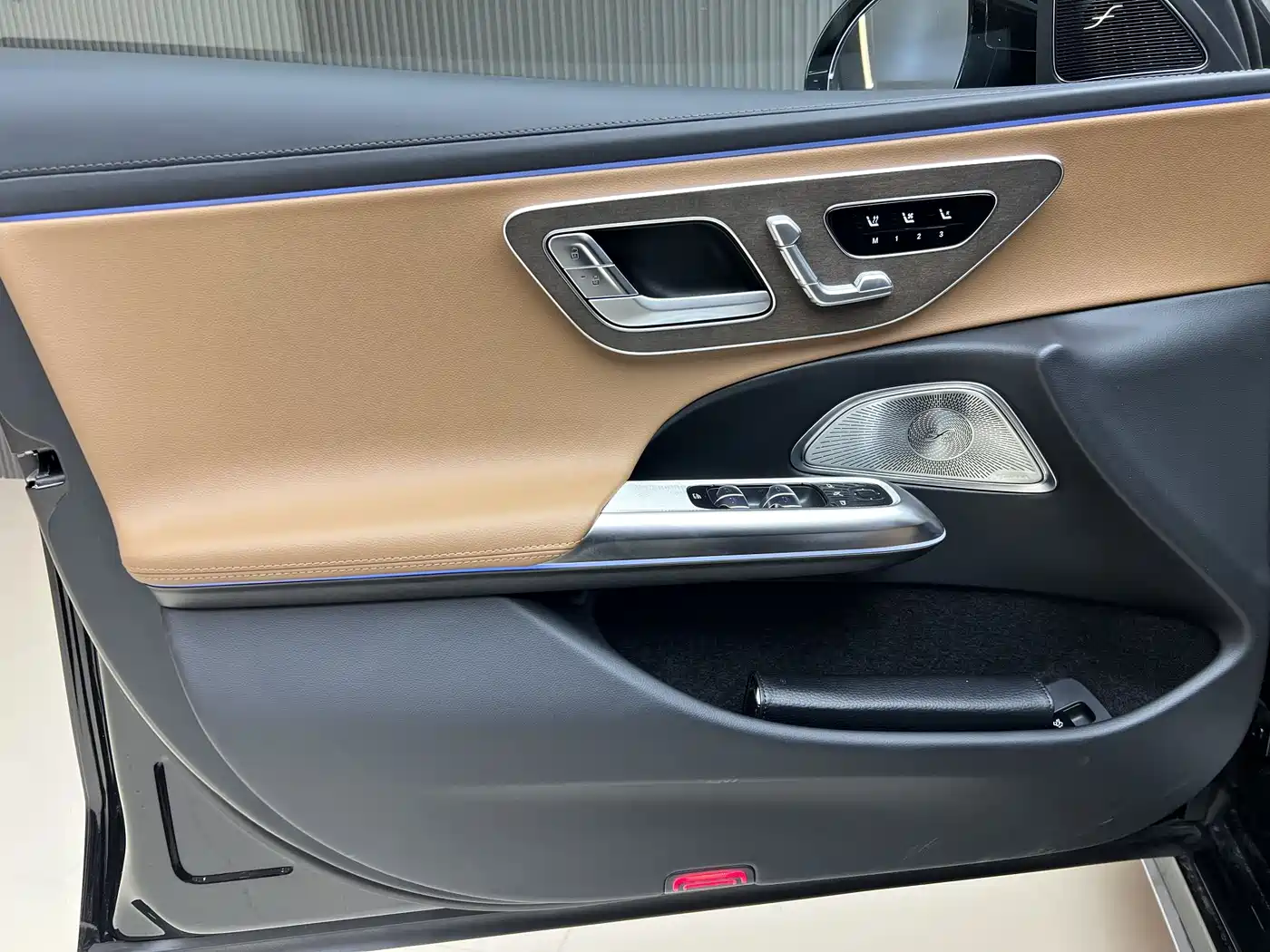 Mercedes-Benz E-Class 2026 E 300 L Luxury фото 15