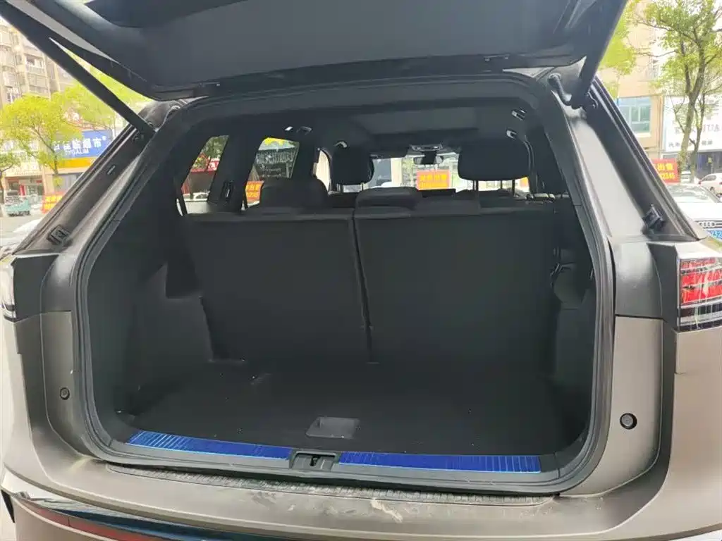 VOLKSWAGEN TOURANG