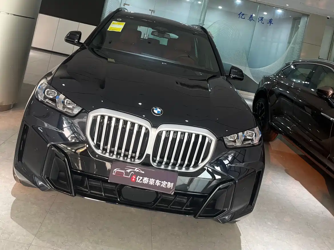 BMW X5 2026 xDrive 40Li M Sport Night Edition Package фото 9