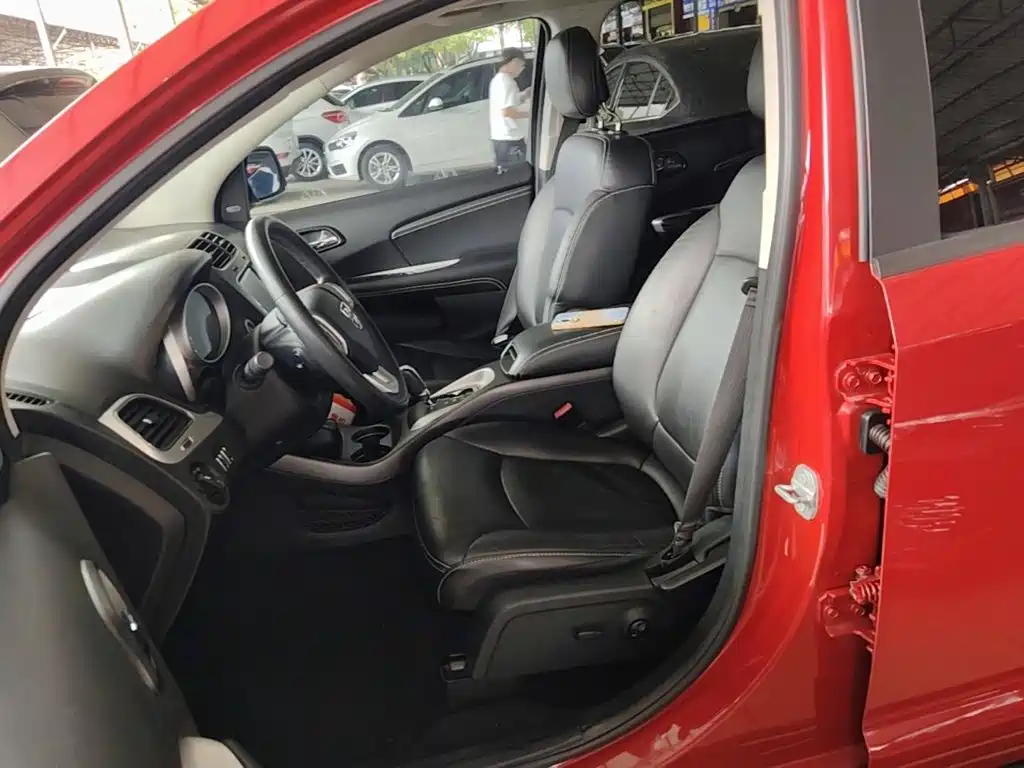 Dodge Journey 2016 2013 Model 2.4L 2WD Premium Edition