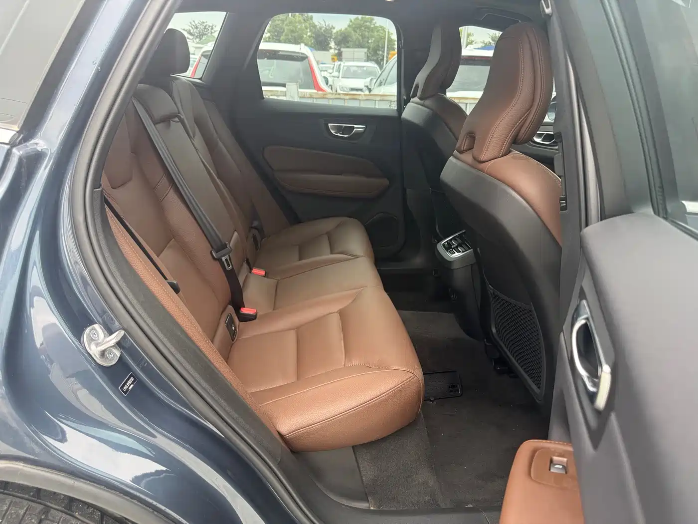 Фото 16 - Volvo XC60