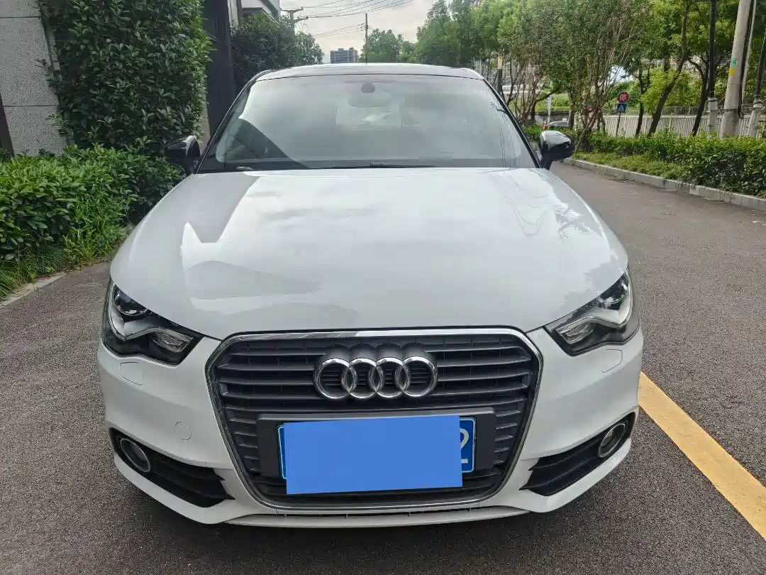 Audi A1 2014 2014 30 TFSI Sportback Comfort