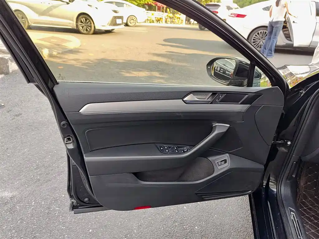 Volkswagen Magotan 2019 280TSI DSG Leading China VI фото 6