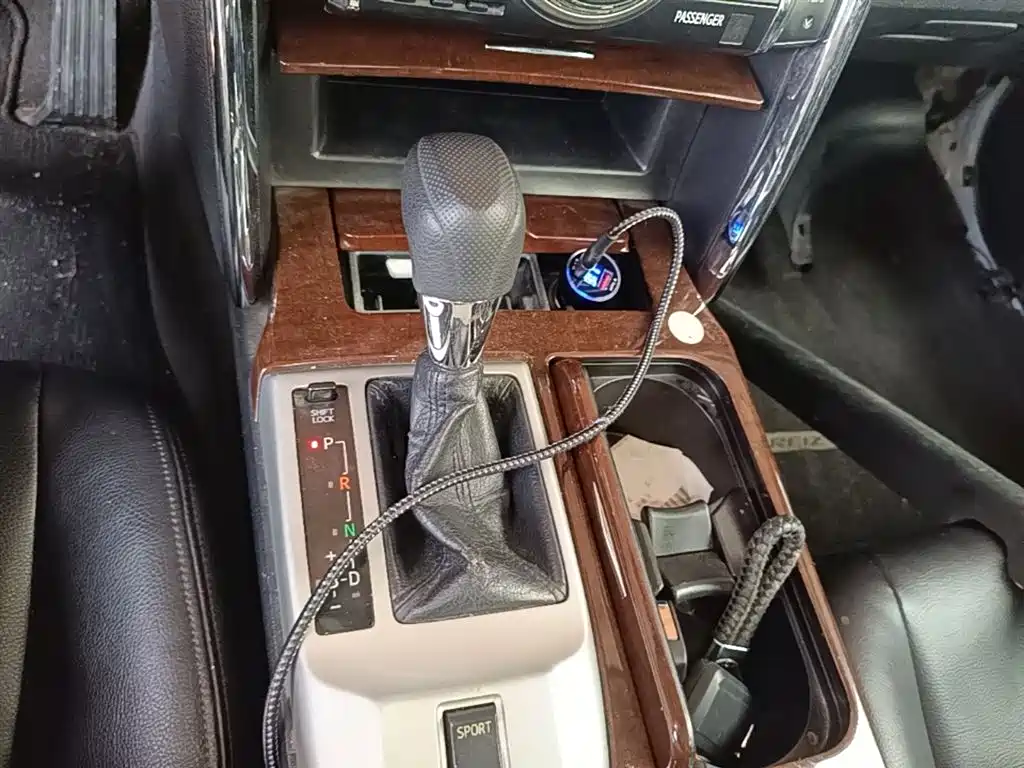 Toyota Reiz 2013 2.5S Elite Edition фото 14