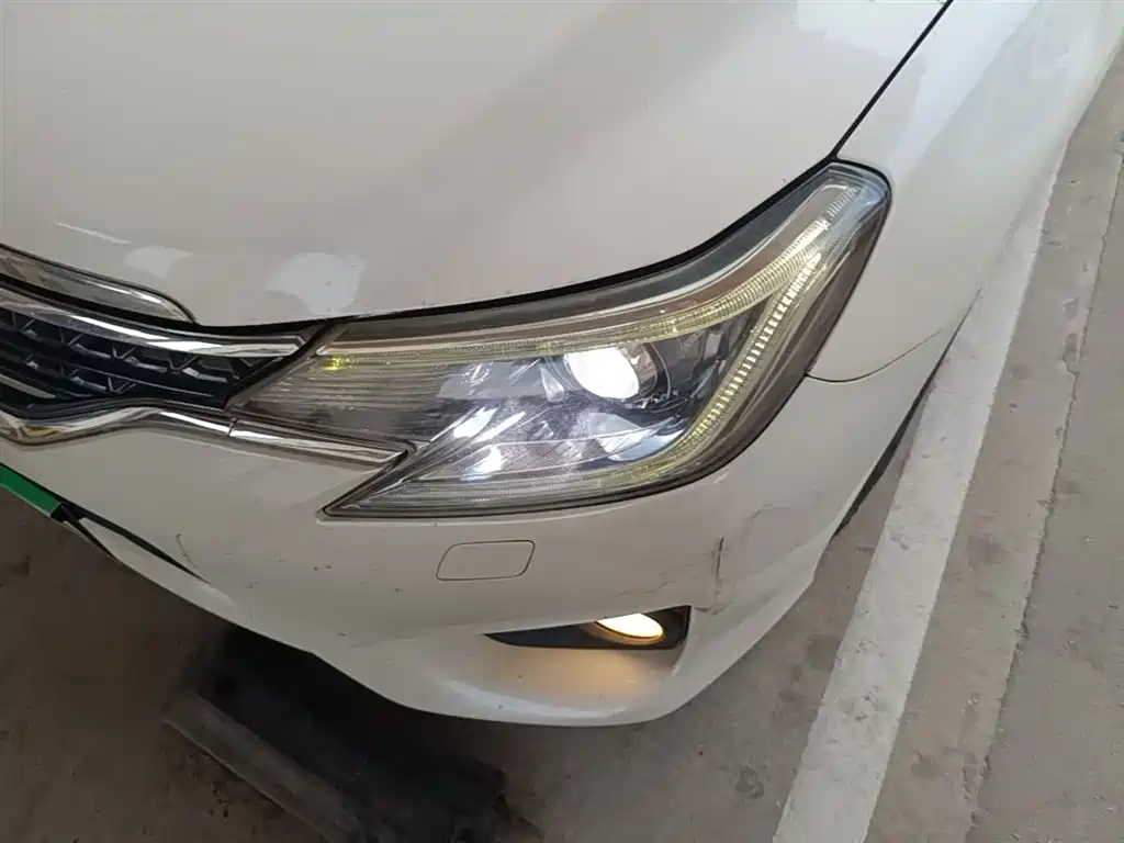 Toyota Reiz 2013 2.5S Elite Edition фото 24