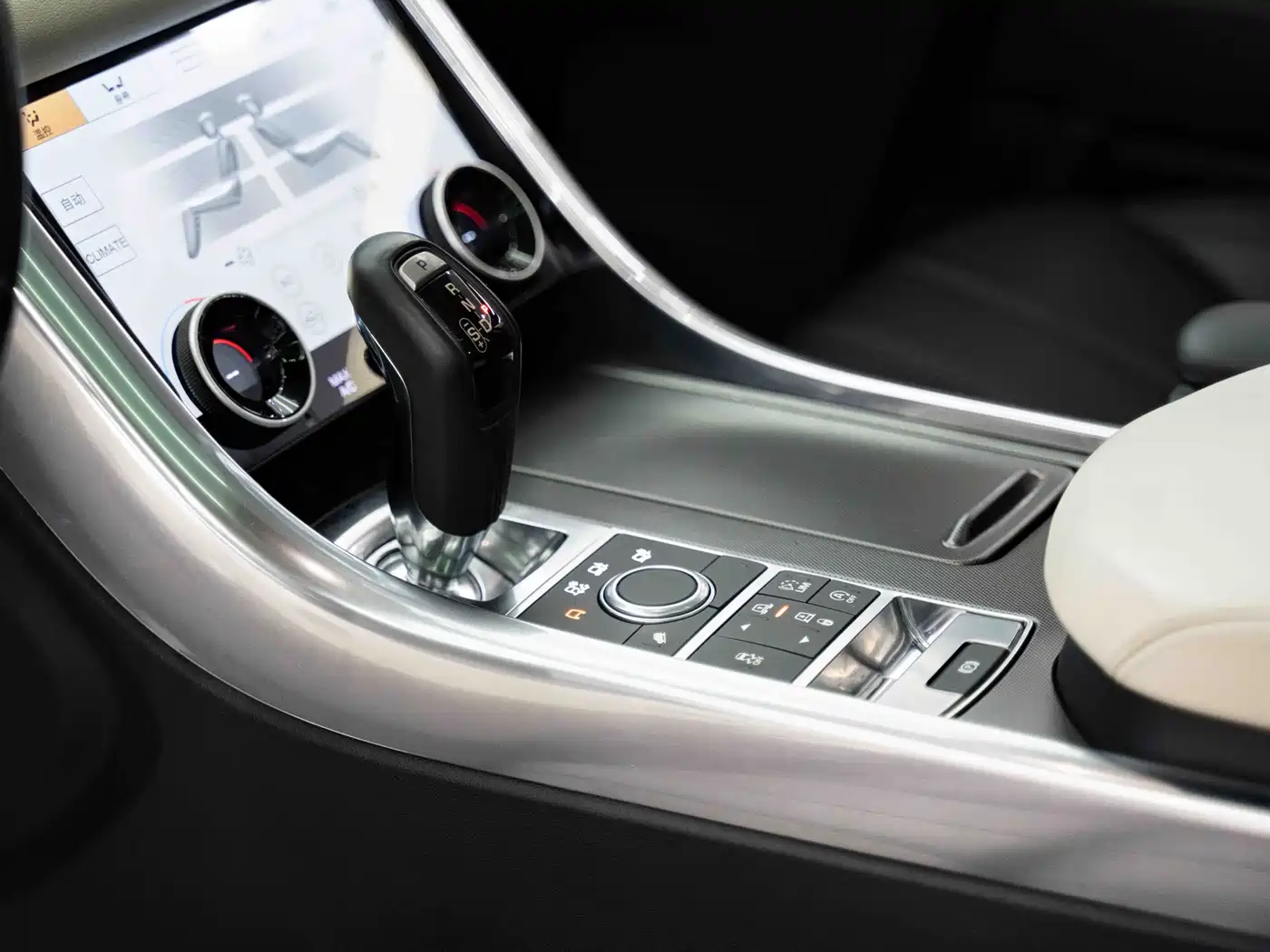 Land Rover Range Rover Sport 2017 3.0 SC V6 HSE DYNAMIC фото 9