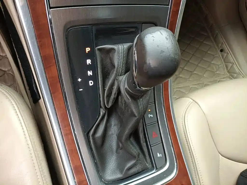 Roewe 950 2016 2015 1.8T Luxury Edition