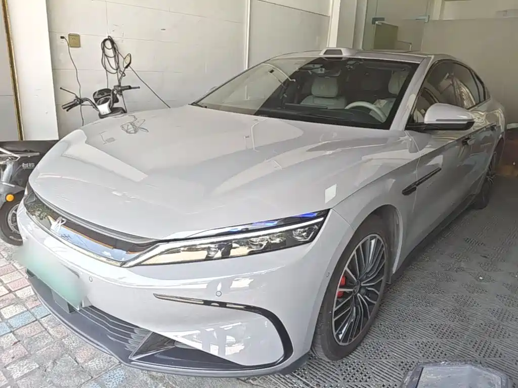 BYD Han 2025 Model EV 701KM LiDAR Smart Driving Version