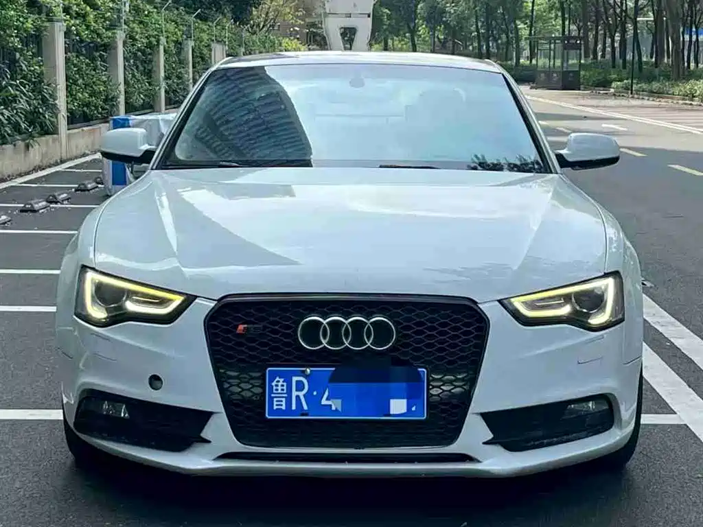 Audi A5 (Import) 2014 Coupe 45 TFSI фото 3