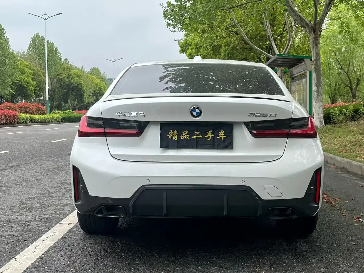 BMW 3 Series 2023 325Li M Sport Black Night Package фото 5