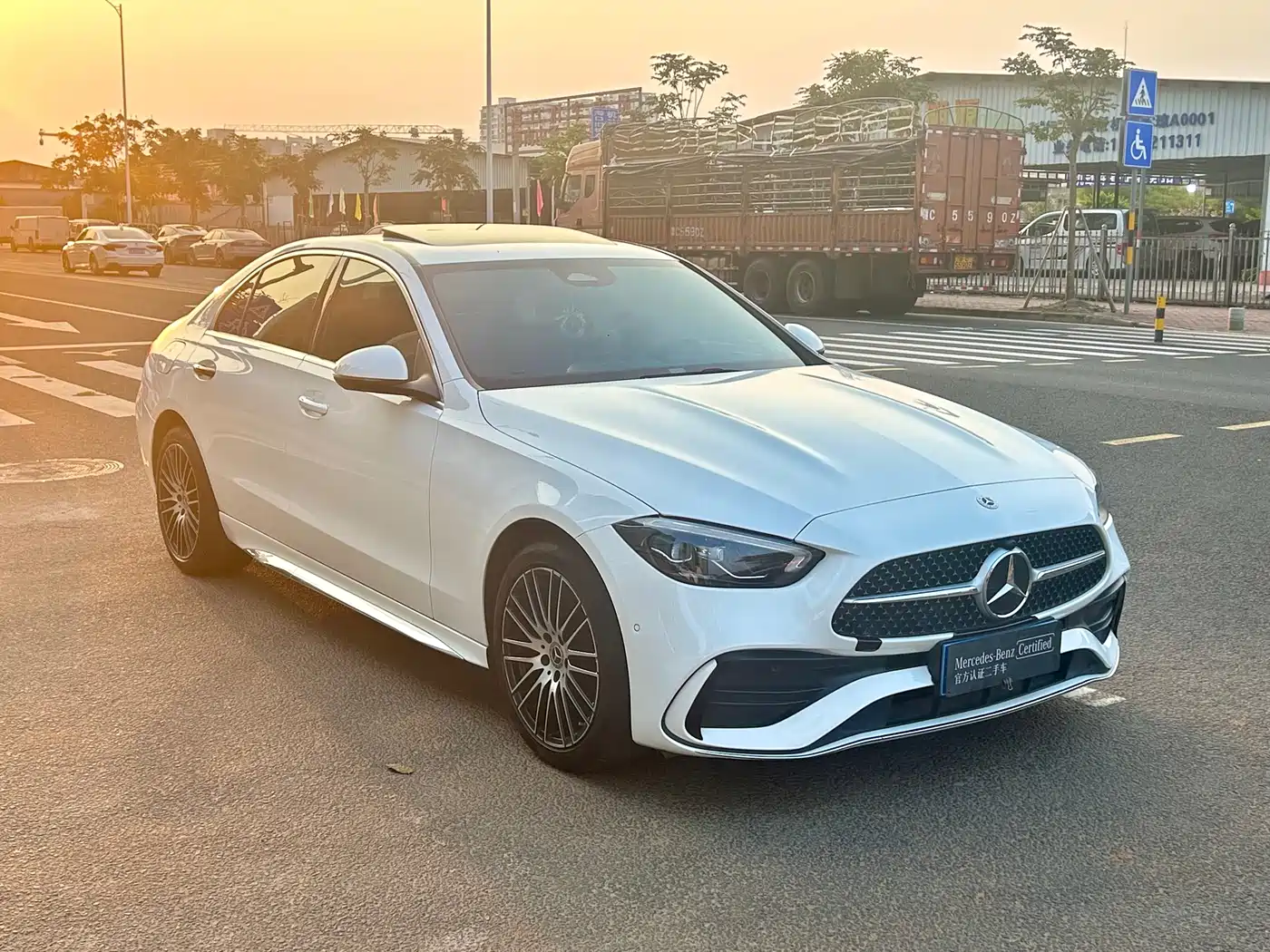 Mercedes-Benz C-Class 2024 C 200 L Sport Edition фото 3