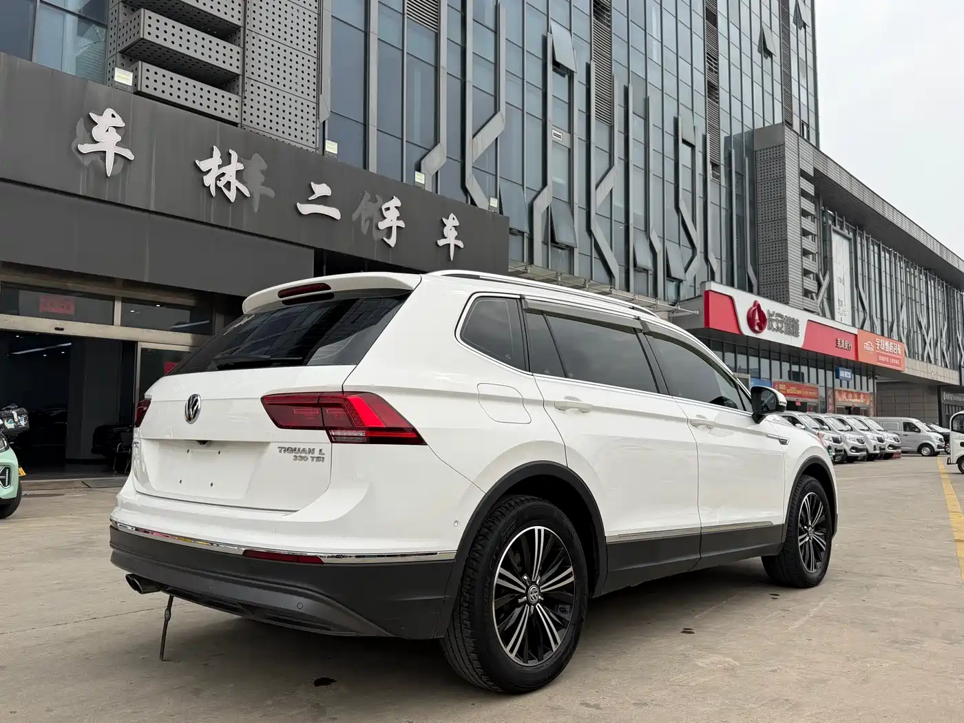 Volkswagen Tiguan L 2018 330TSI Automatic 2WD Flagship Edition фото 7