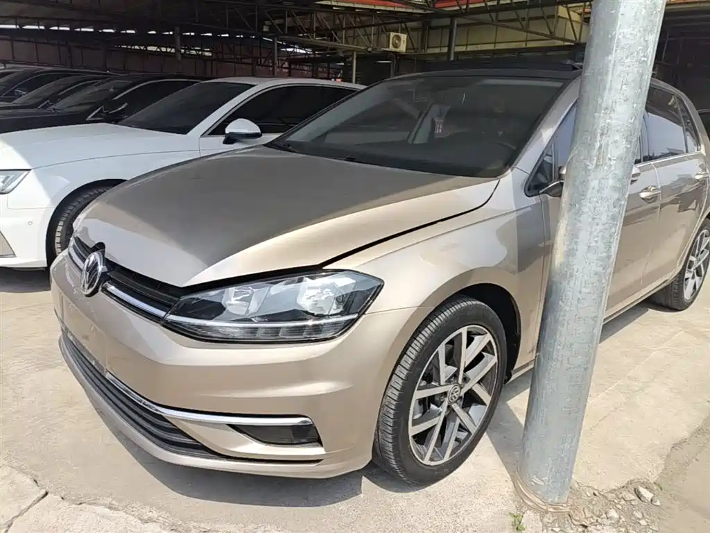 Volkswagen Golf 2018 230TSI Automatic Luxury