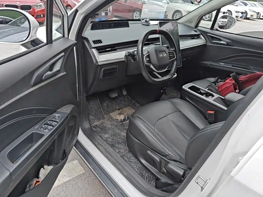 Nezha Auto Nezha V 2023 2022 Trend 300 Lite LFP