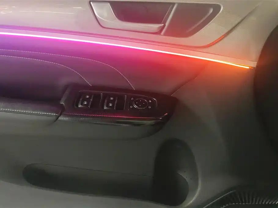 Haval M6 2023 PLUS 1.5T DCT Elite Smart Connect фото 7