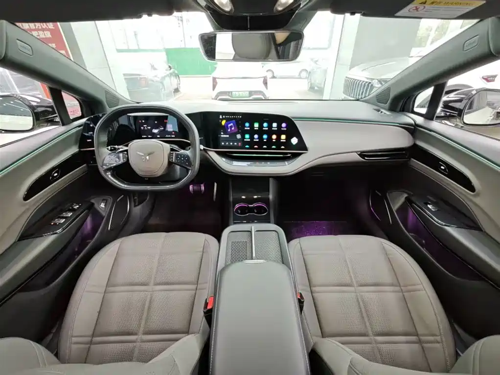 Hongqi EH7 2024 690 Pro фото 6