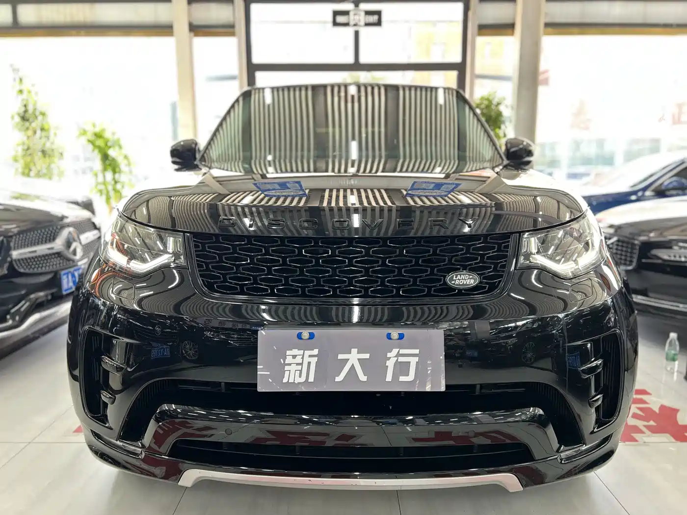 Land Rover Discovery 2020 3.0 SC V6 30th Anniversary Special Edition фото 2