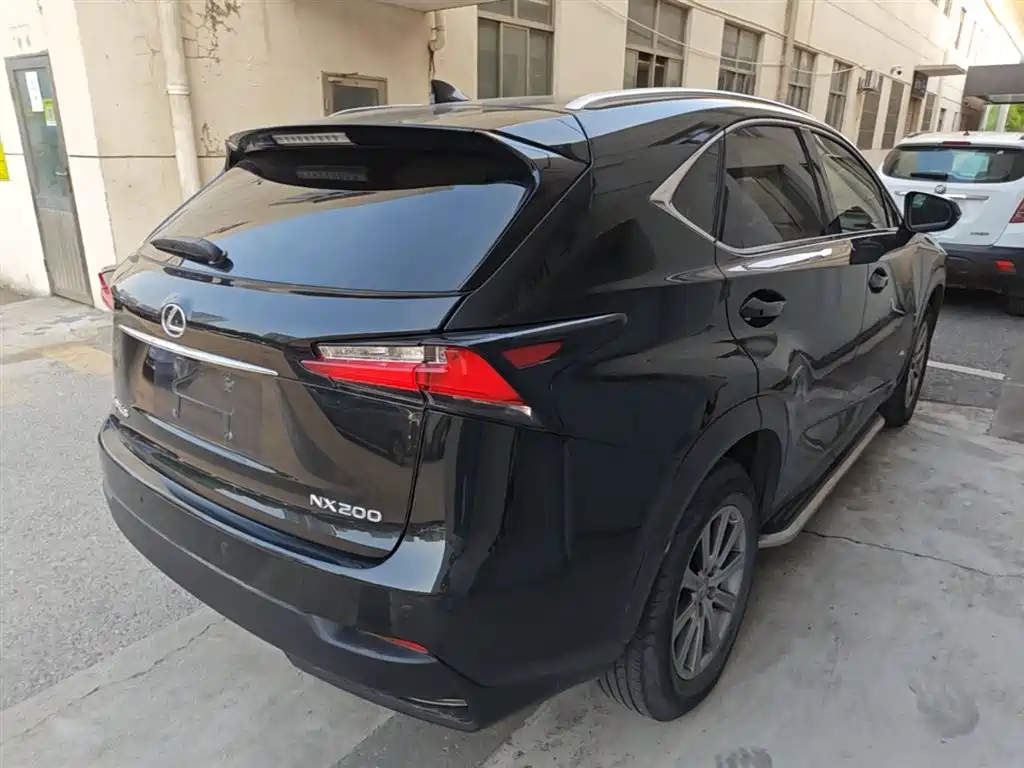 Lexus NX 2016 200 AWD F Sport фото 7