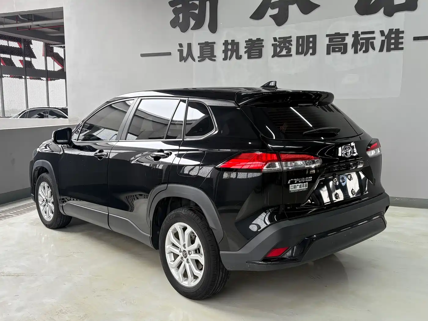Toyota Frontlander 2022 2.0L CVT Leading Edition фото 7