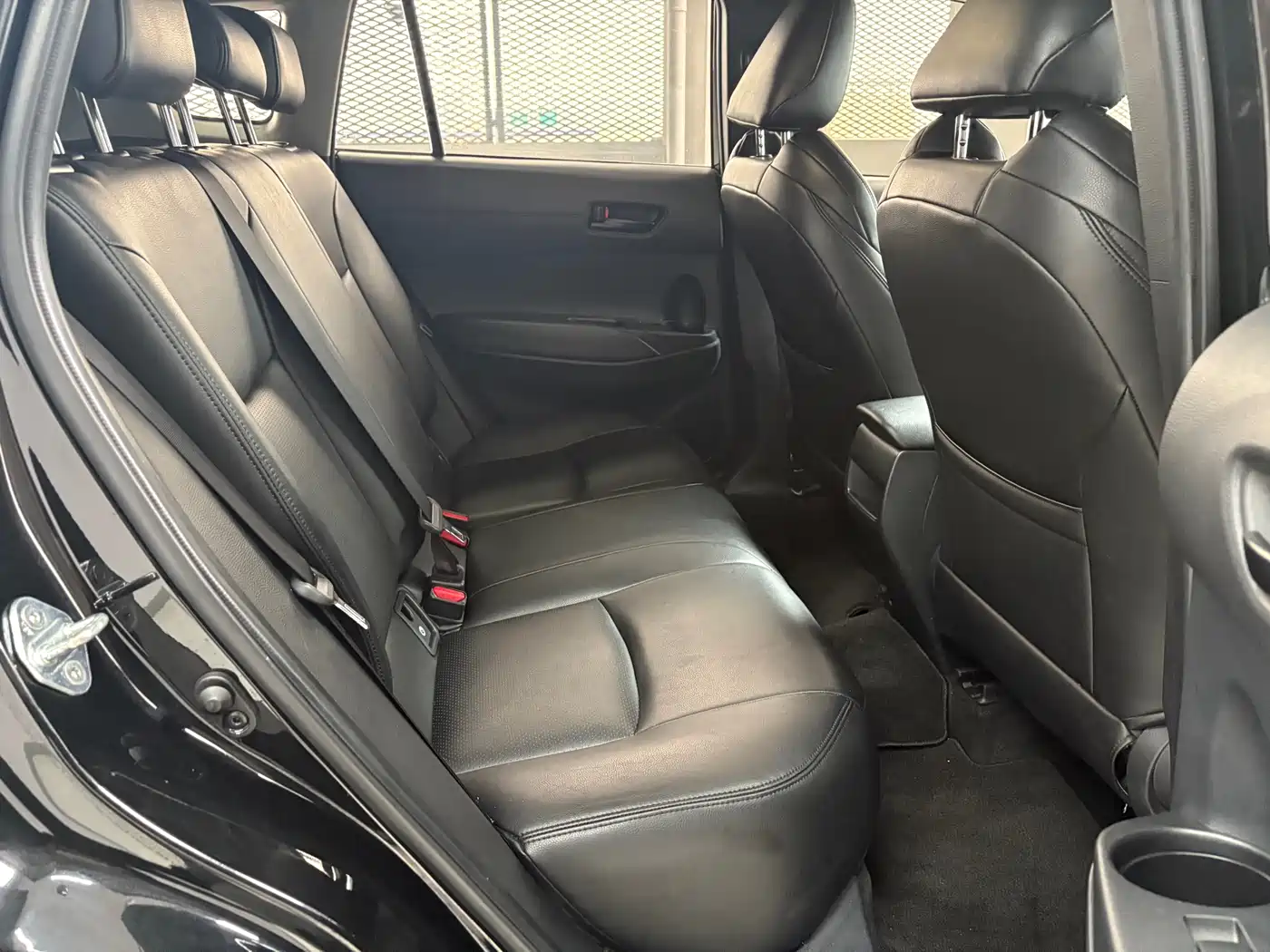 Toyota Frontlander 2022 2.0L CVT Leading Edition фото 14