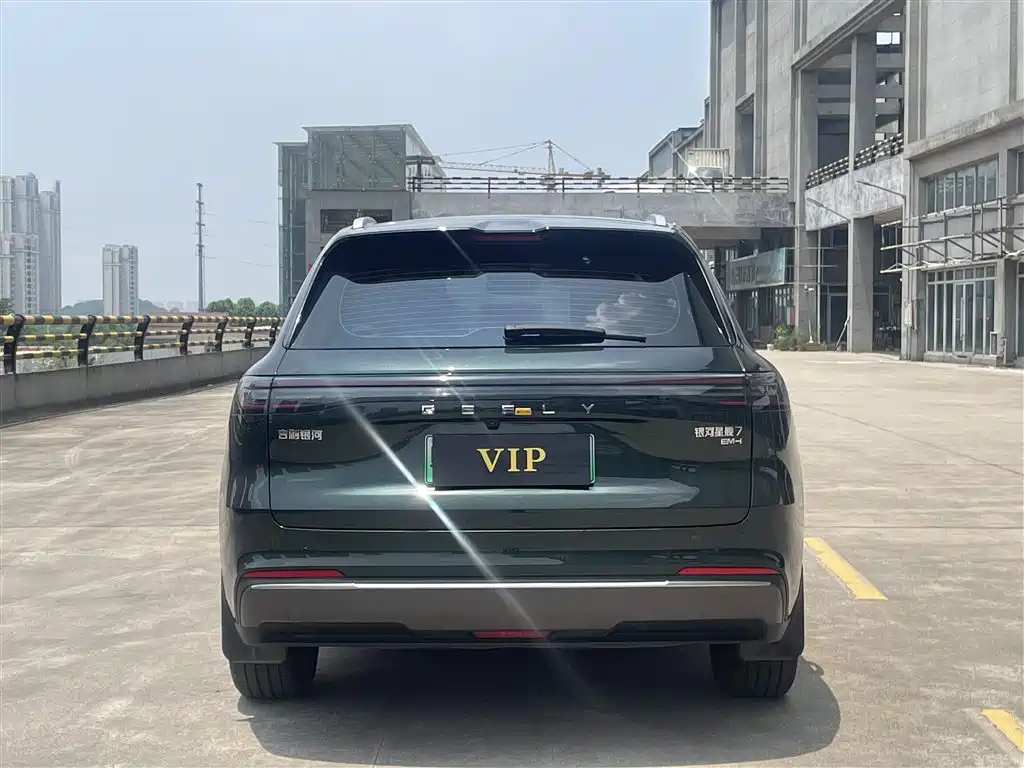Geely Galaxy Galaxy Starship 7 EM-i 2025 Model 120km Explorer+ Edition фото 5