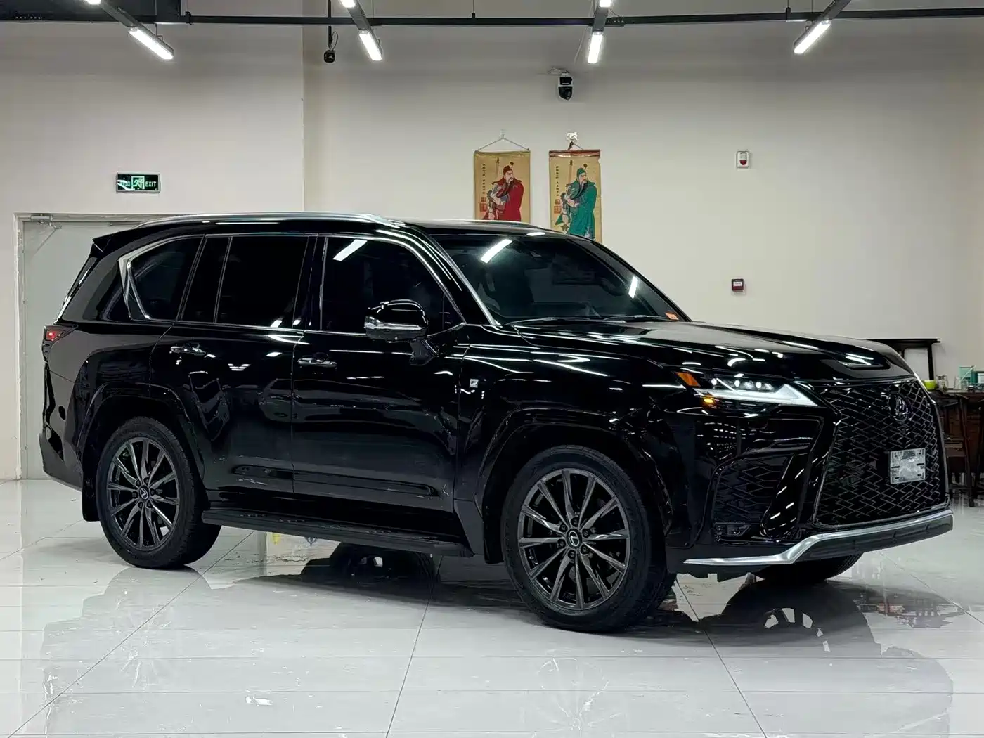Lexus LX 2025 2025 700h VIP World Edition