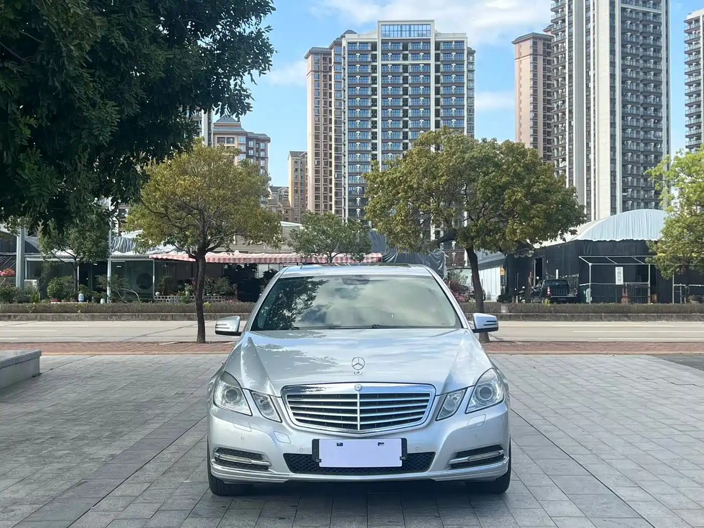 Mercedes-Benz E-Class 2011 E 200 L CGI Elegance фото 2