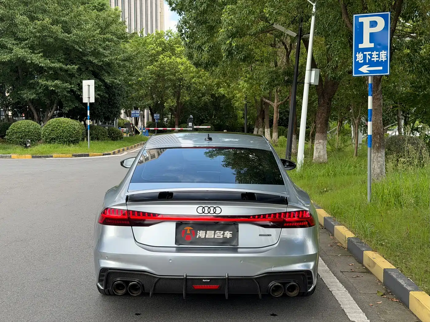 Фото 8 - Audi A7