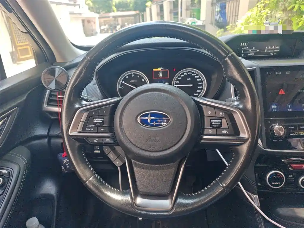 Subaru Forester 2019 2.0i Luxury Edition EyeSight фото 6
