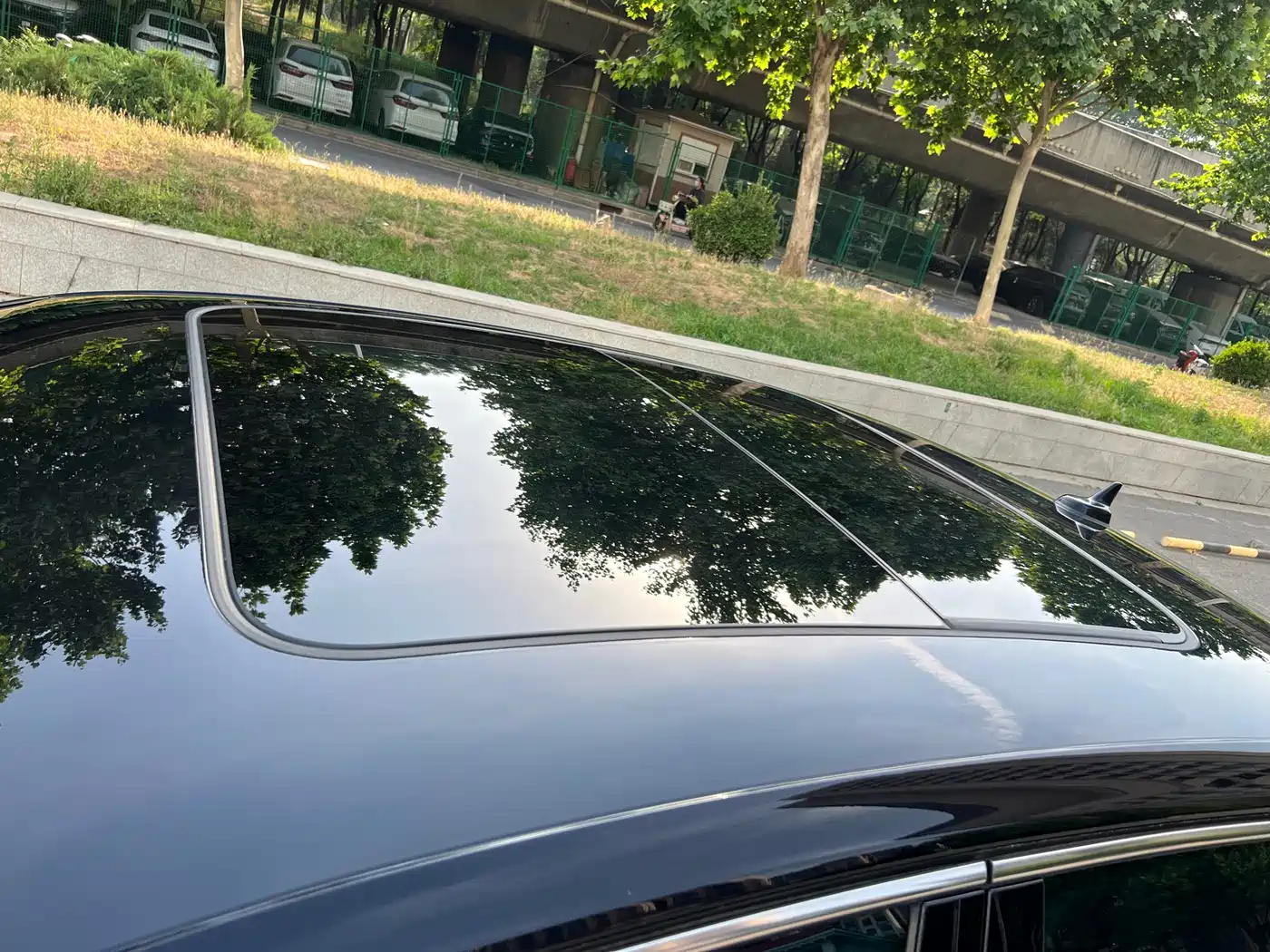 Volkswagen Passat 2024 330TSI Elite Edition фото 9