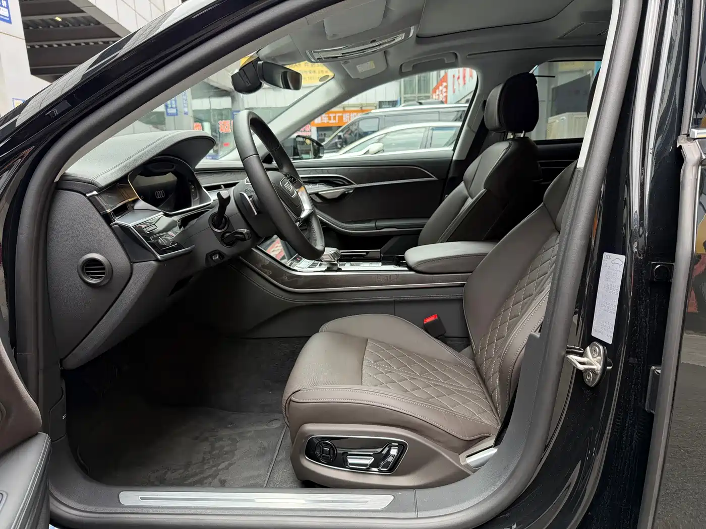Audi A8 2025 2025 A8L 50 TFSI quattro Exclusive Selection