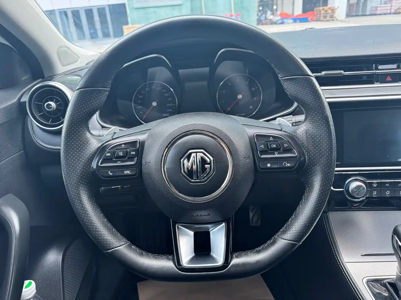 MG MG6 2017 2017 20T Automatic Luxury Smart Connect Version (China V)