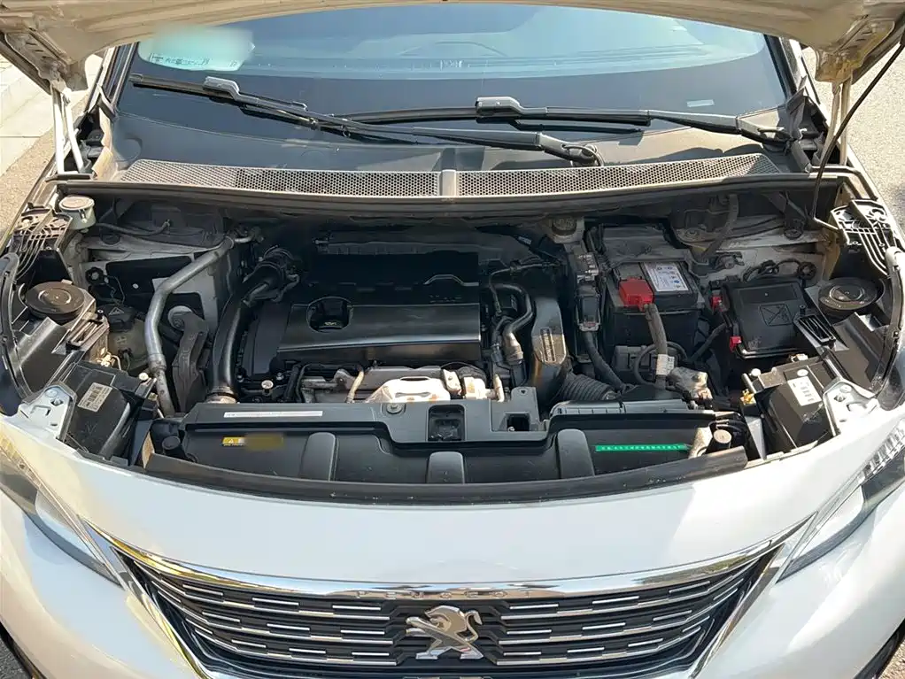 Peugeot 5008 2019 380THP 5-seat Elite Edition фото 11
