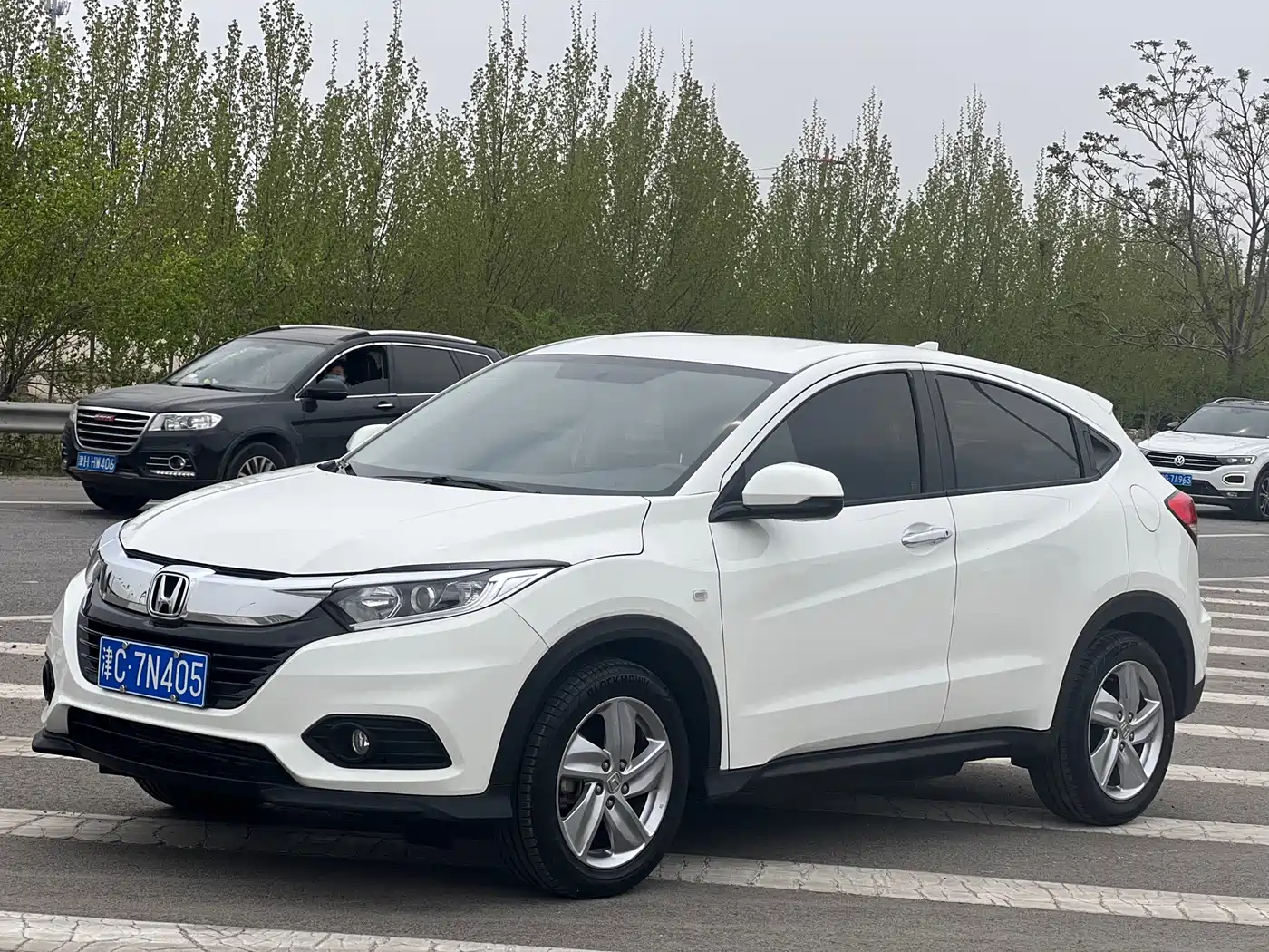Photo 1 - Honda Vezel