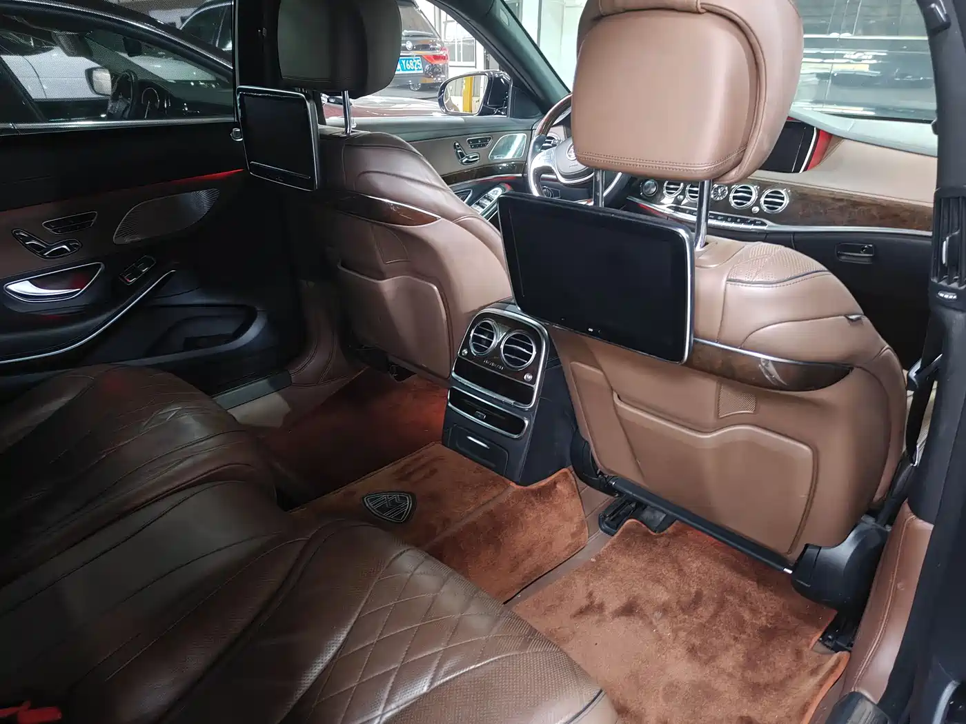 Mercedes-Benz Maybach S-Class 2016 S 400 4MATIC фото 10
