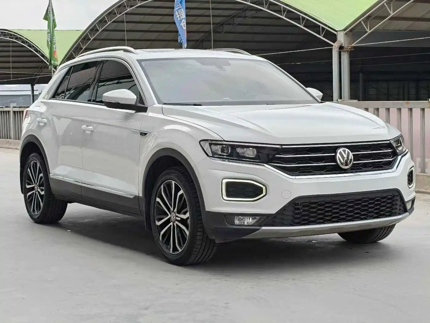 Volkswagen T-Roc, миниатюра 3