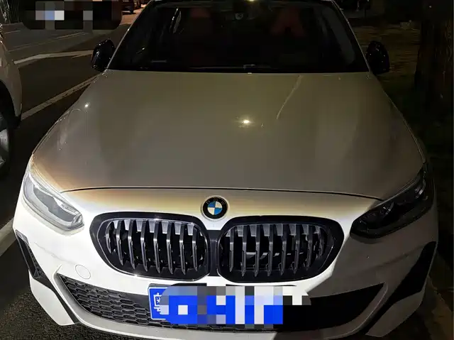 BMW 1 Series 2021 125i M Sport Black Night Edition — фото 2