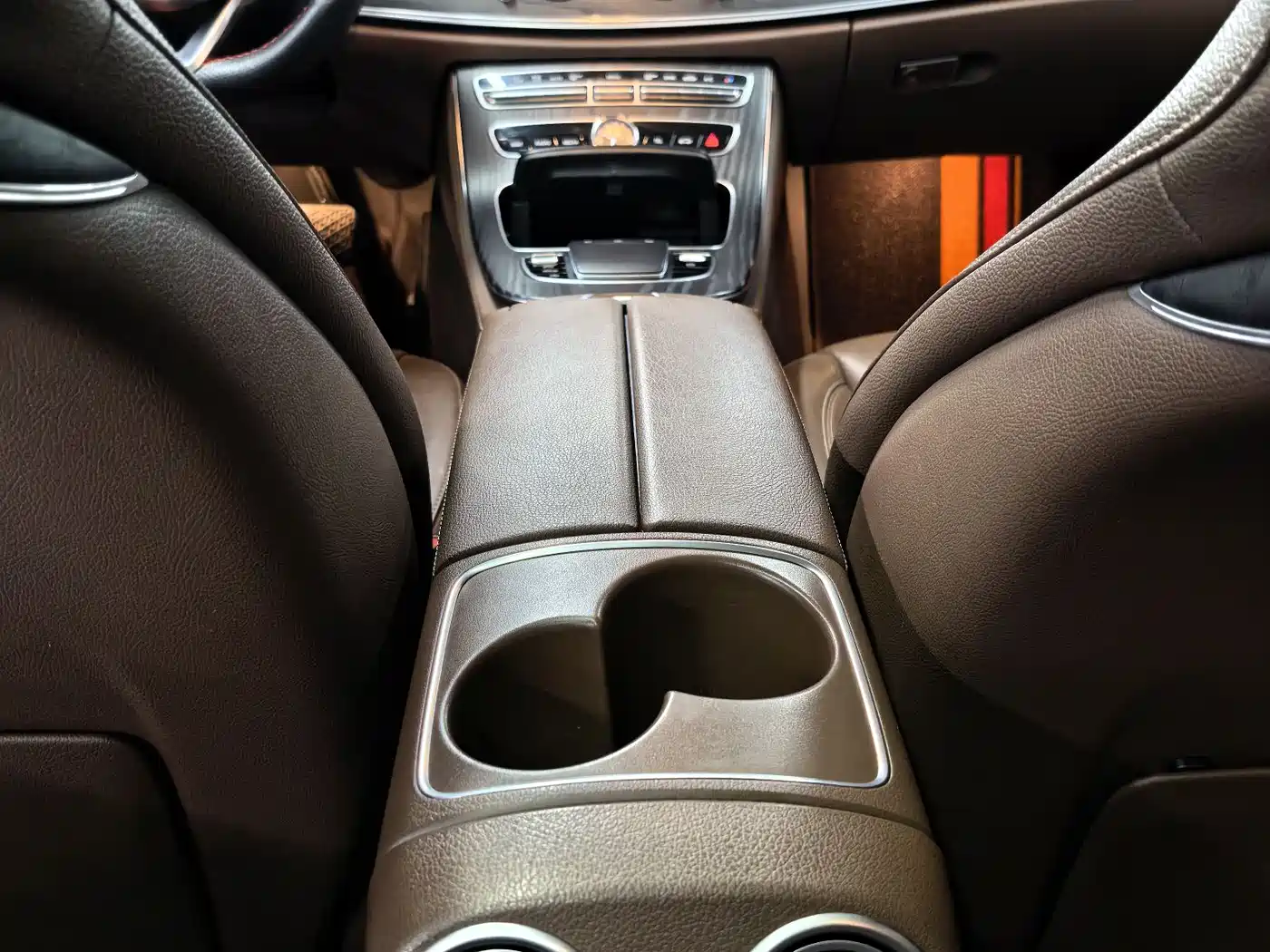 Mercedes-Benz E-Class 2020 E 300 L Sport Fashion Model фото 11