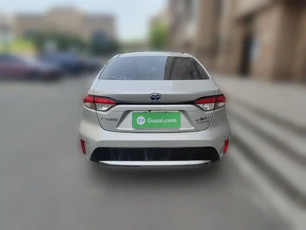 Toyota Levin 2021 Dual Engine 1.8H E-CVT Luxury Edition фото 4