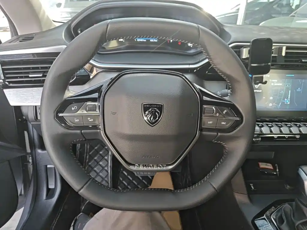 Peugeot 408 2023 2022 1.6T Light Chaser Edition